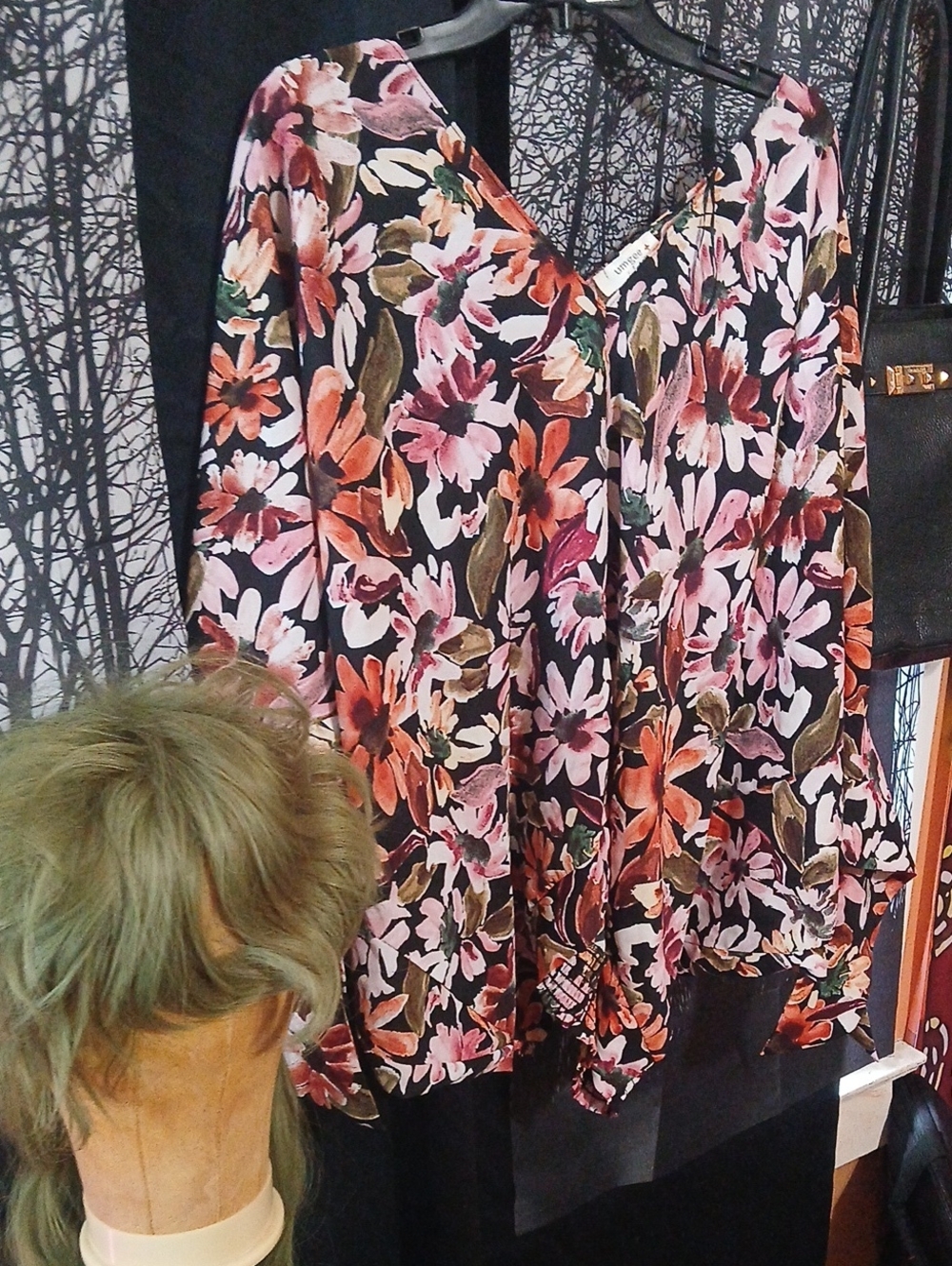 Umgee Black Floral V-Neck Long Sleeve Blouse